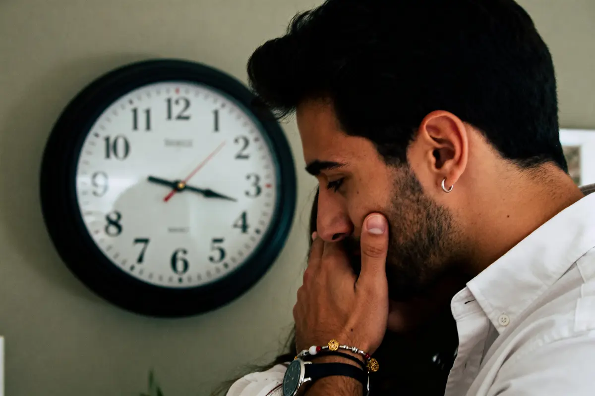 Signification de 13h13 amour : Message, protection et synchronicité